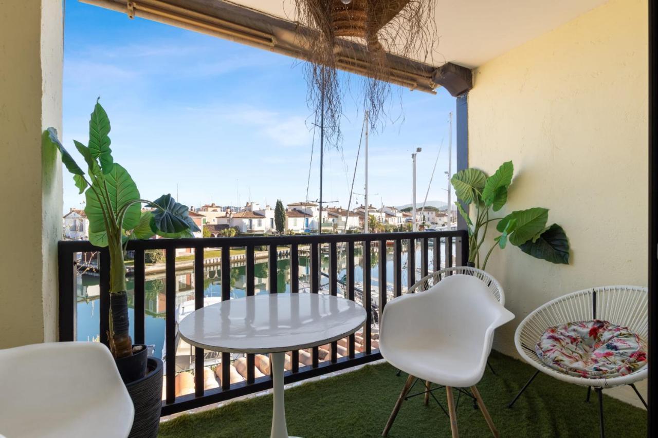 Studio Amar - Welkeys Grimaud Εξωτερικό φωτογραφία